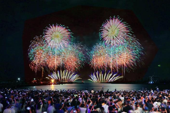 臺南夏日音樂節將軍吼第二夜盛大登場　美秀集團壓軸演出氣氛炸裂　千輪煙火與樂迷熱情交織出最High夜晚