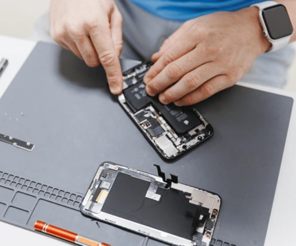 iphone repair dubai