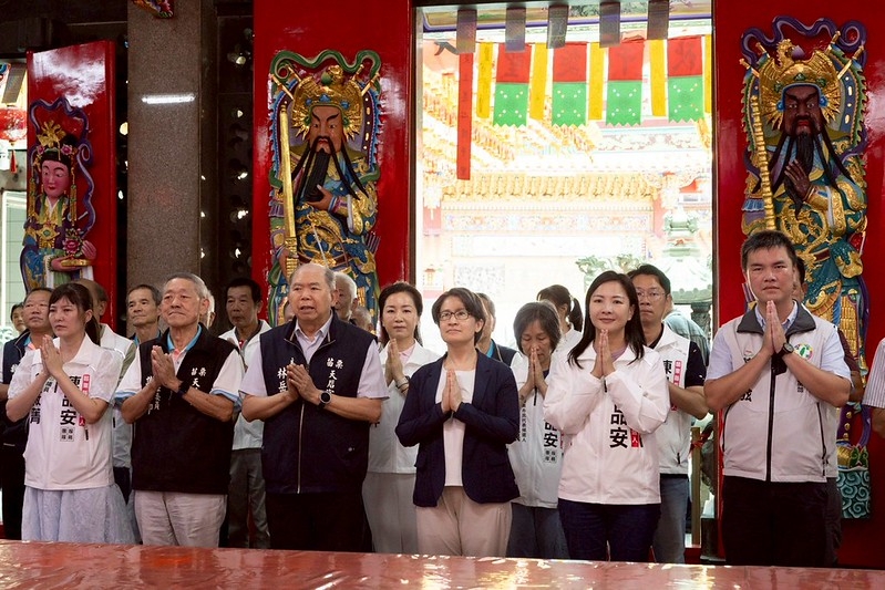 赴苗栗廟宇參拜　蕭美琴副總統祈願臺灣風調雨順國泰民安