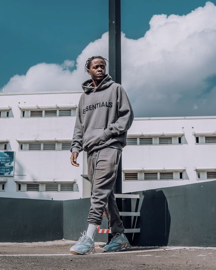 Latest Hellstar and Essential Hoodie Looks That Turn Heads Fast