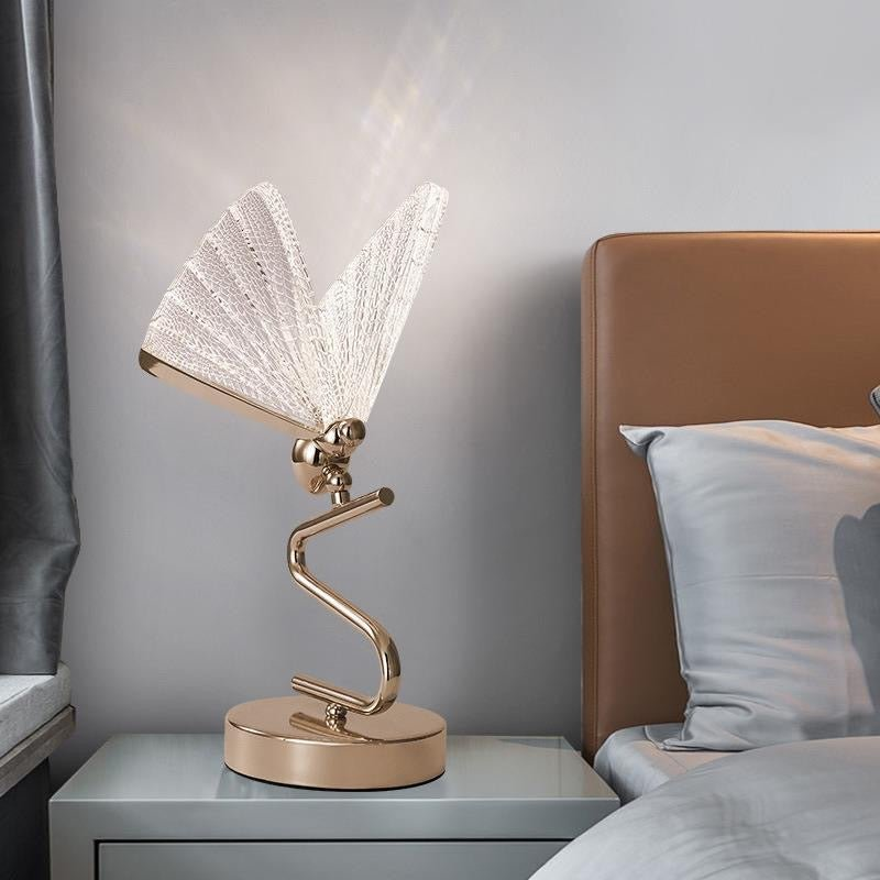 Luxury Home D&eacute;cor Essentials: Lighting and Furniture That Elevate Any Space