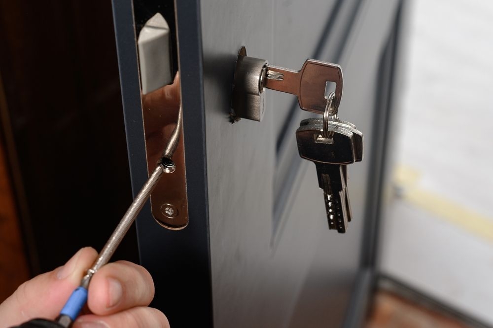 Emergency Change Door Lock Services in Dubai: Quick Help When You&rsquo;re Locked Out
