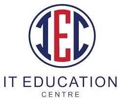 Why Are Experienced Trainers and Consistent Teaching Standards Important in a Data Analytics Course?