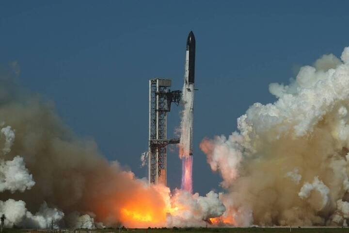 SpaceX星艦第13次試飛成功！首度部署Starlink V3衛星　印度洋平穩濺落再寫航太新里程碑