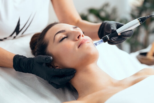 Microneedling with PRP in Dubai for Body Skin Texture