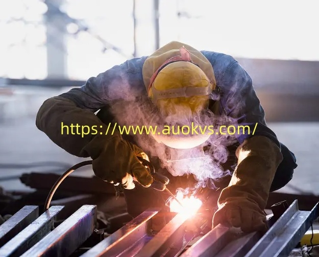 Materials and Technology Behind Modern Handheld Welders