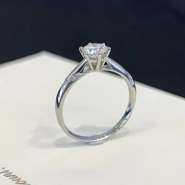 How to Choose an Engagement Ring for Someone Who Rarely Wears Jewelry